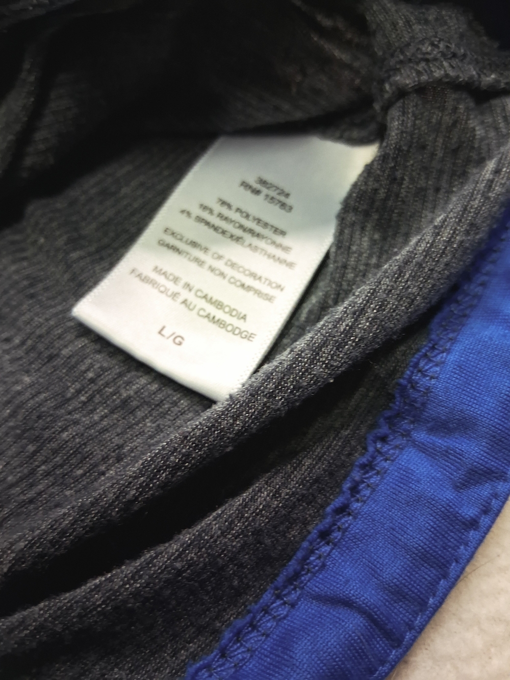 4/20$ Champion Men's Long-Sleeve Heather Gray Performance Tee - Picture 5 of 5